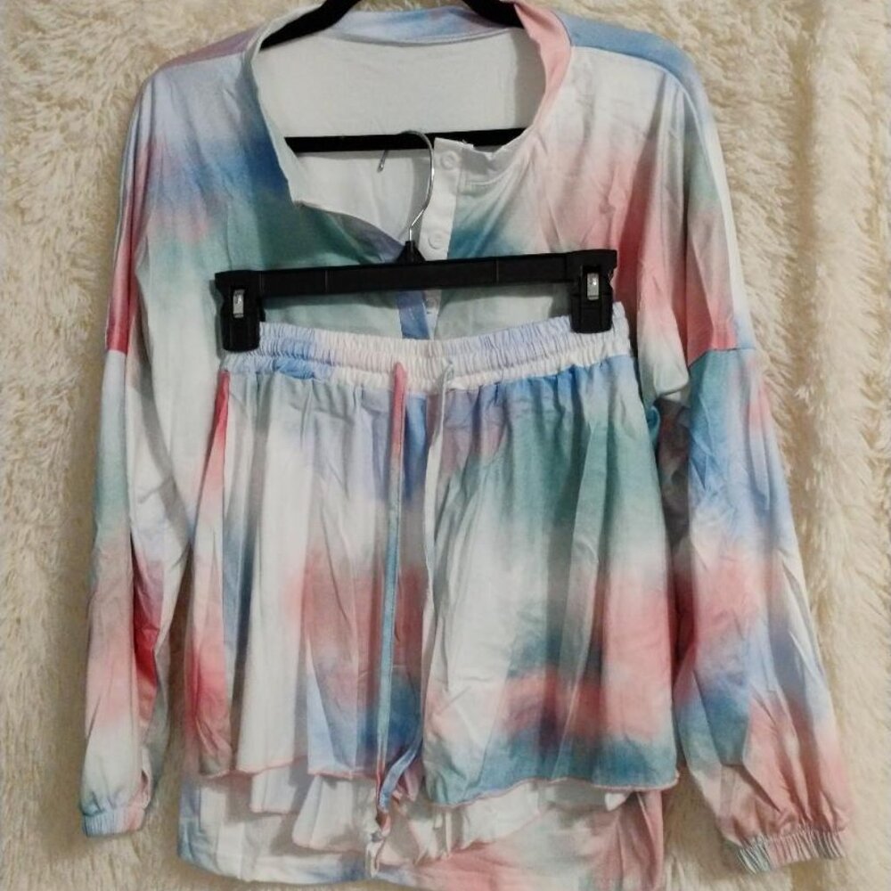2 Piece Lounge Set Size SM NIB